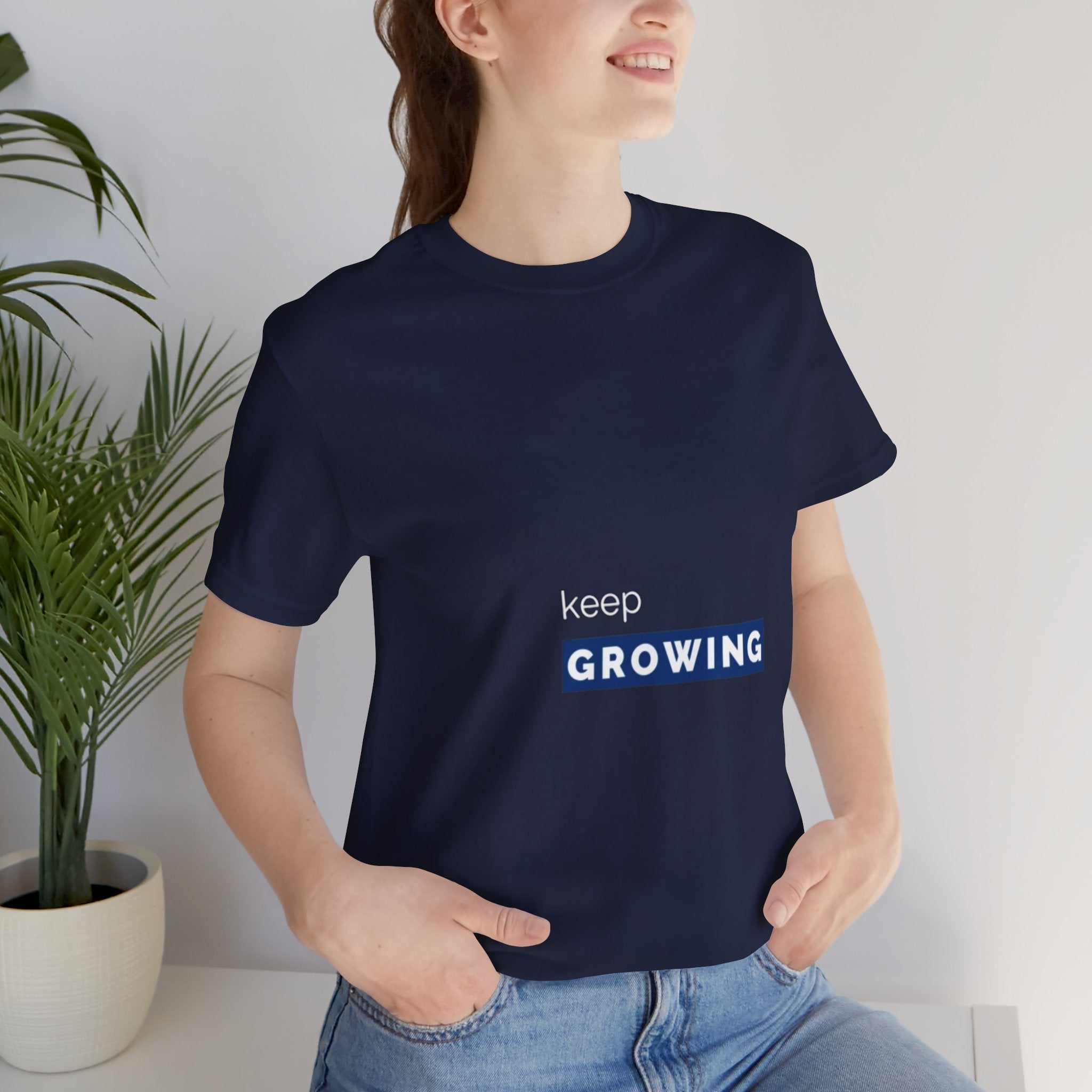 Keep Growing – Minimal Motivational T-Shirt