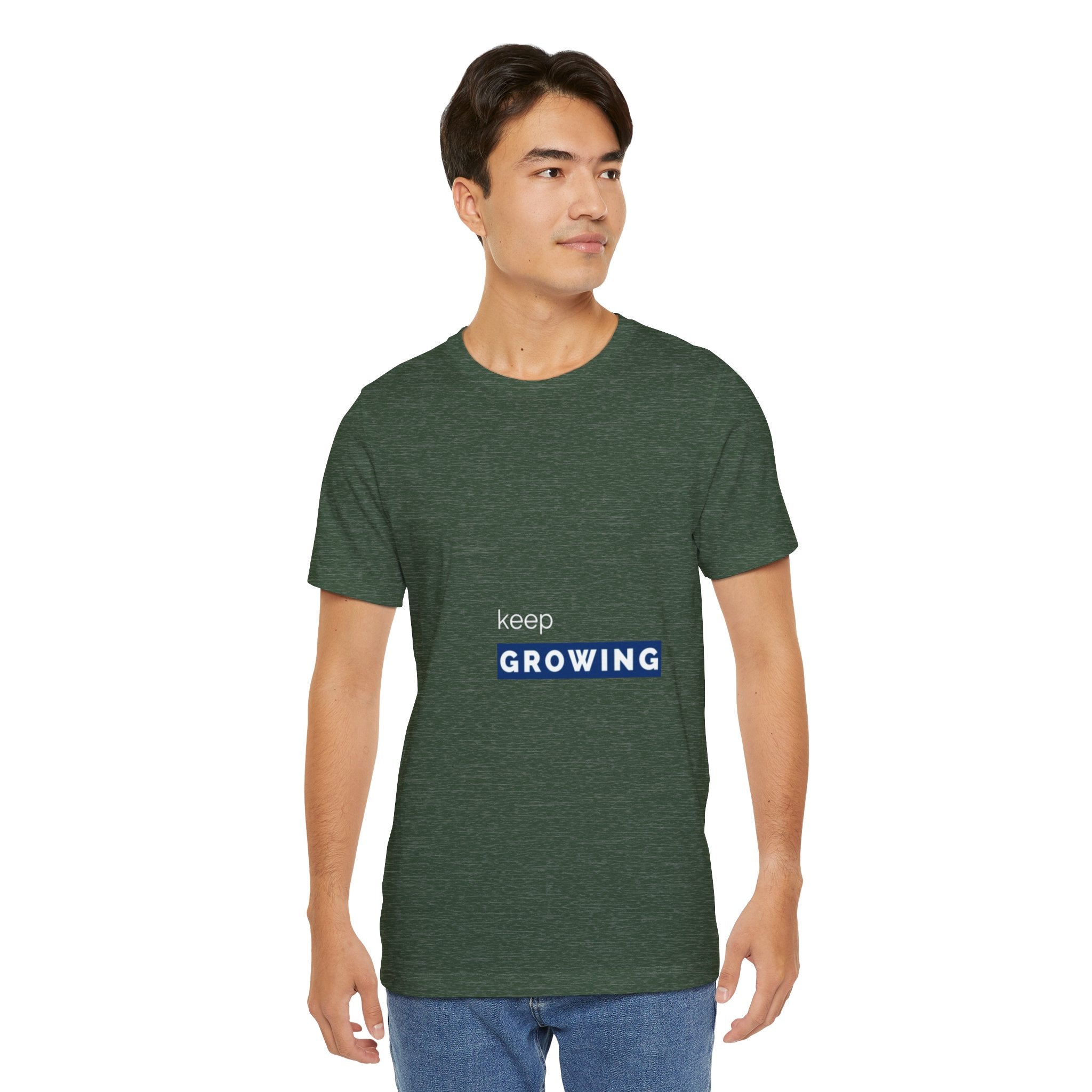 Keep Growing – Minimal Motivational T-Shirt