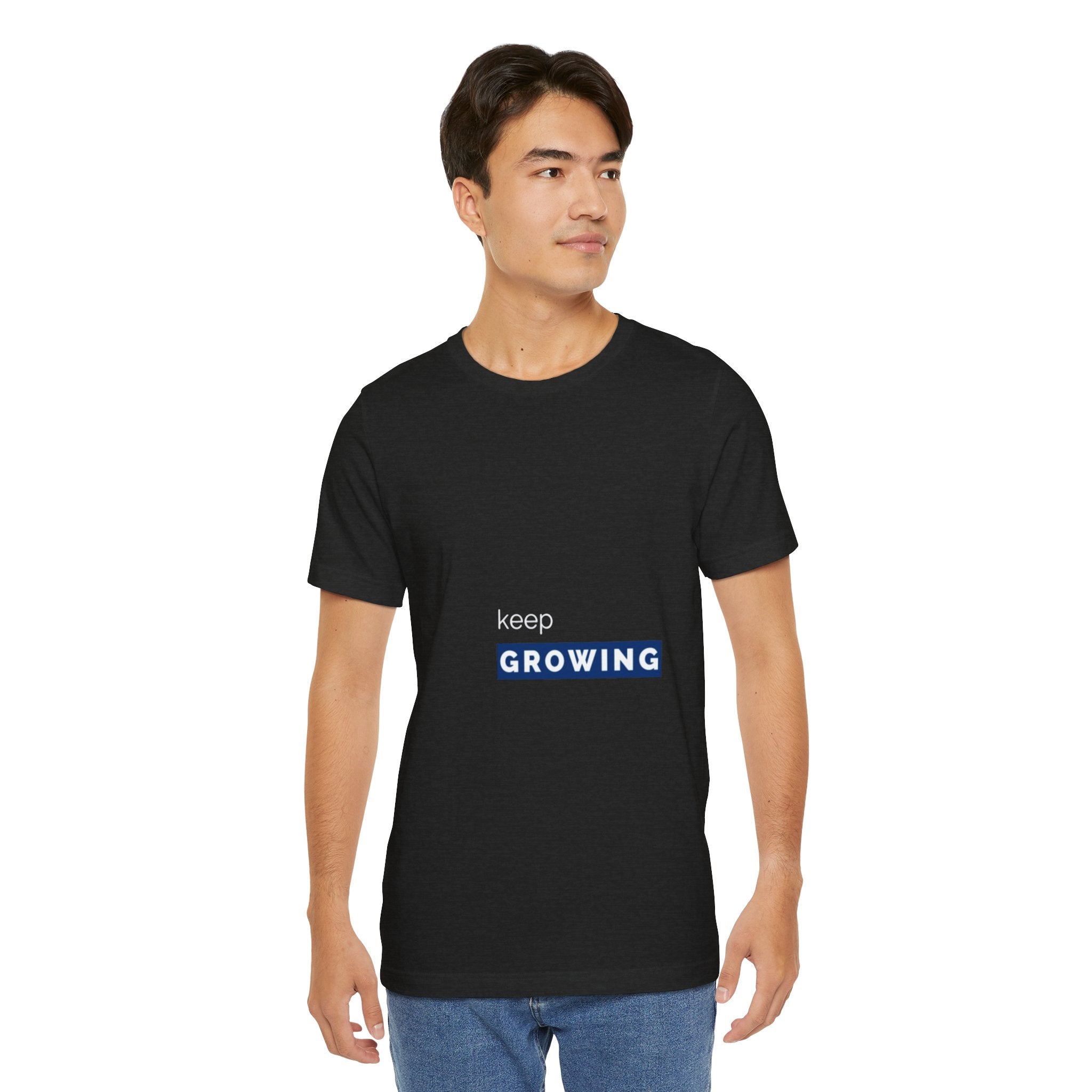 Keep Growing – Minimal Motivational T-Shirt