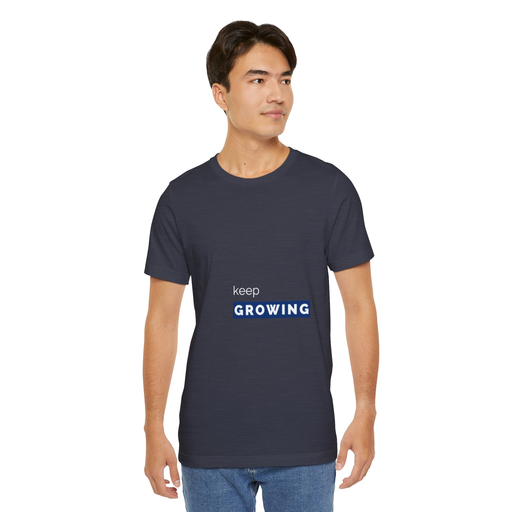 Keep Growing – Minimal Motivational T-Shirt