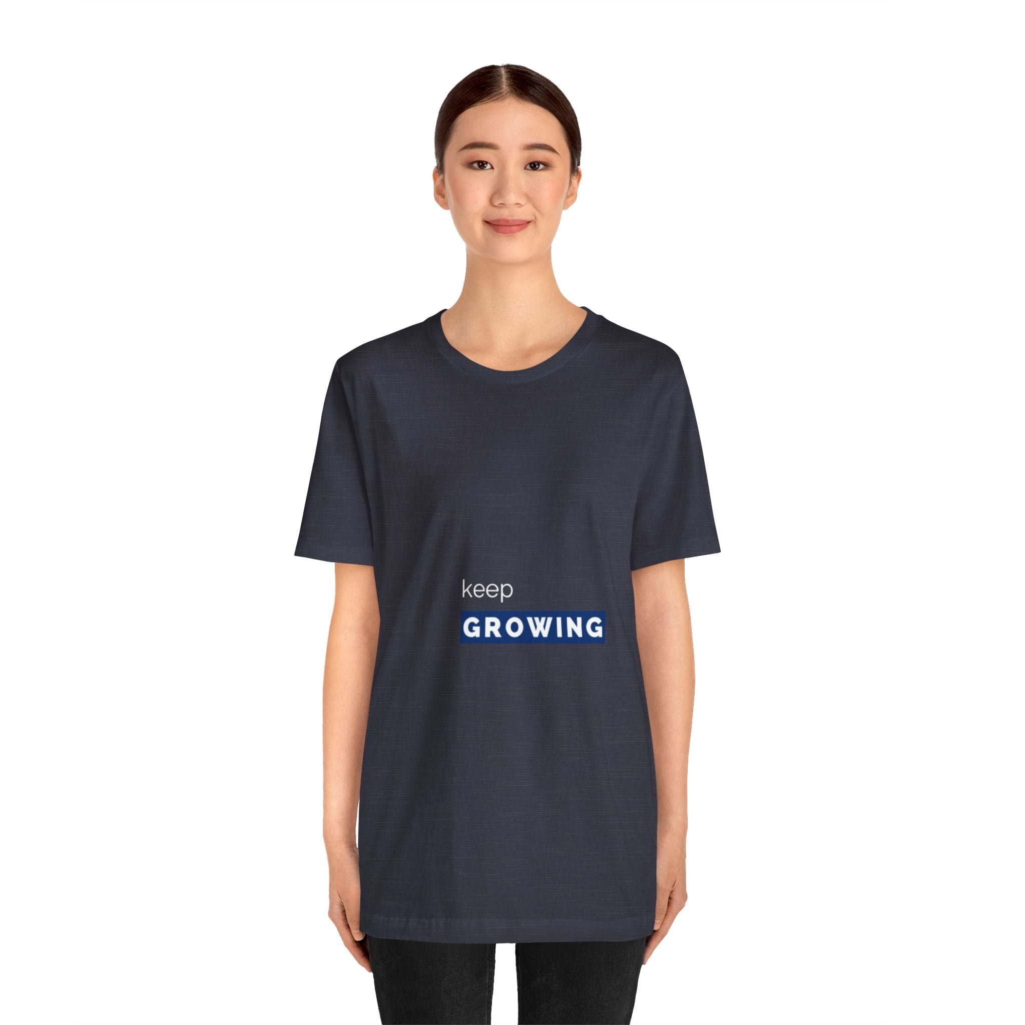 Keep Growing – Minimal Motivational T-Shirt